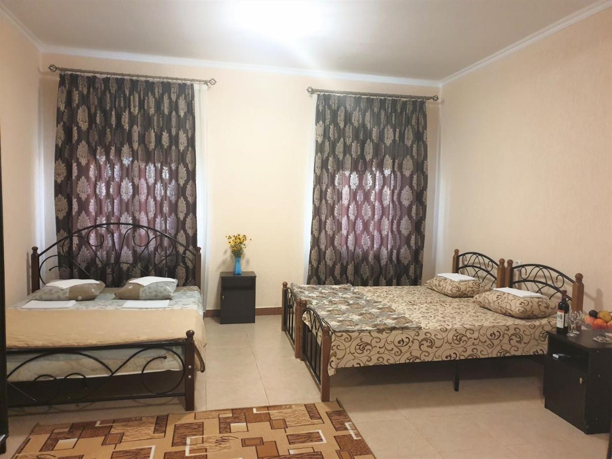 Guest House Lykhny Gagra Exterior foto
